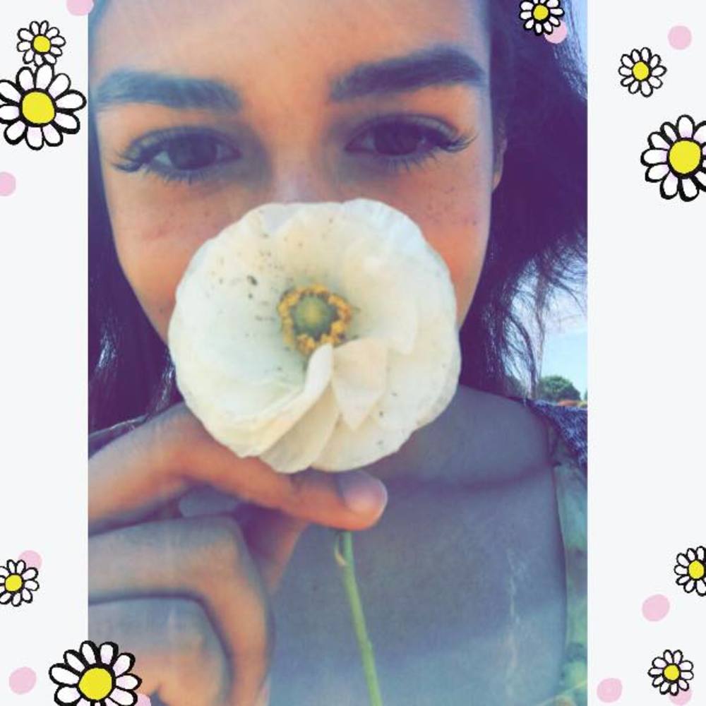 Meet your Posher, Crystal